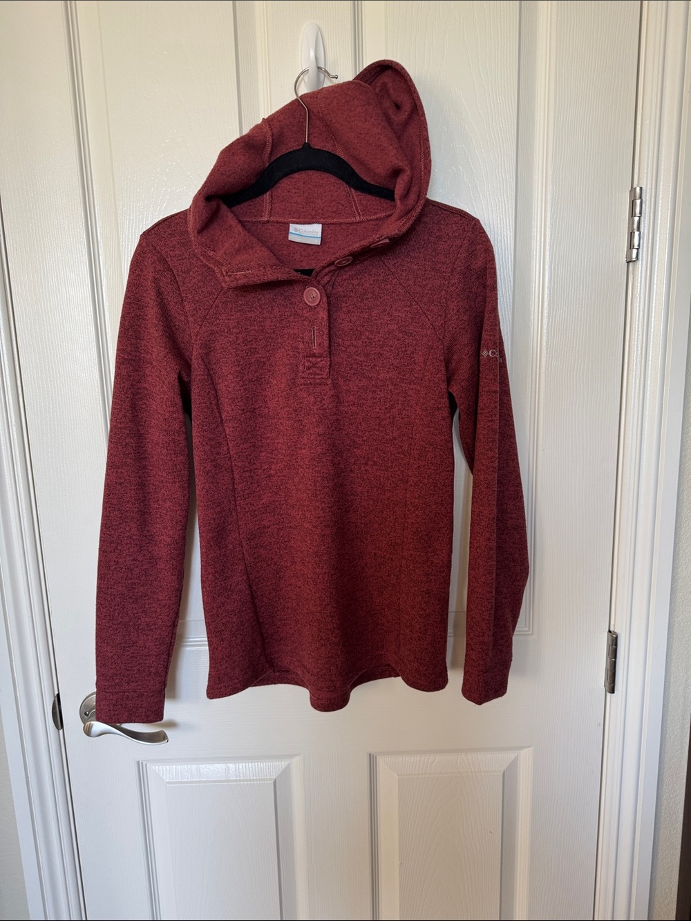 Columbia size small Cozy Hooded Pullover Sweater - Maroon